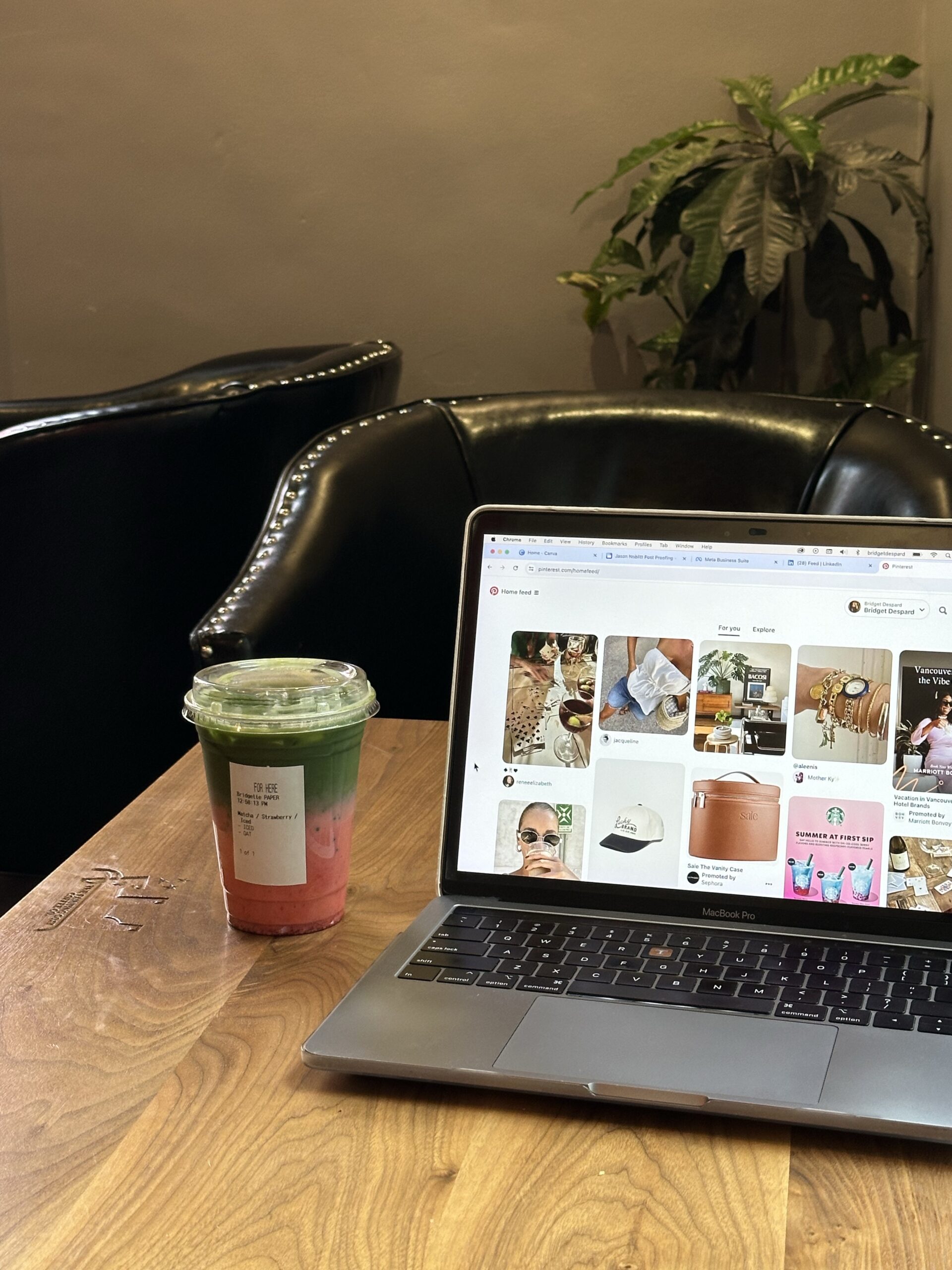 The Ultimate Fabric Guide: How to Spot Quality online Like a Fashion Editor